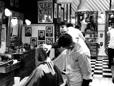 LUMBERJACK BARBER SHOP